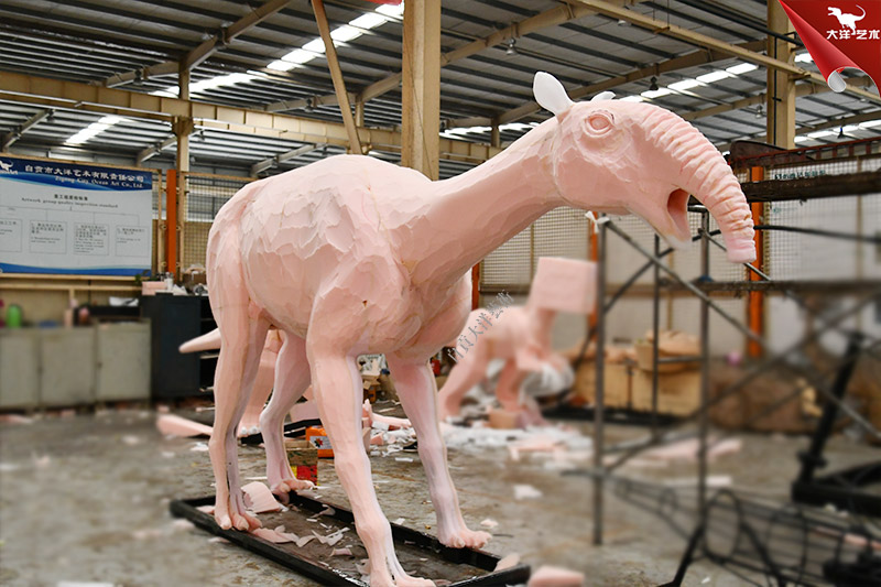 長頸駝遠古仿真動物模型制作